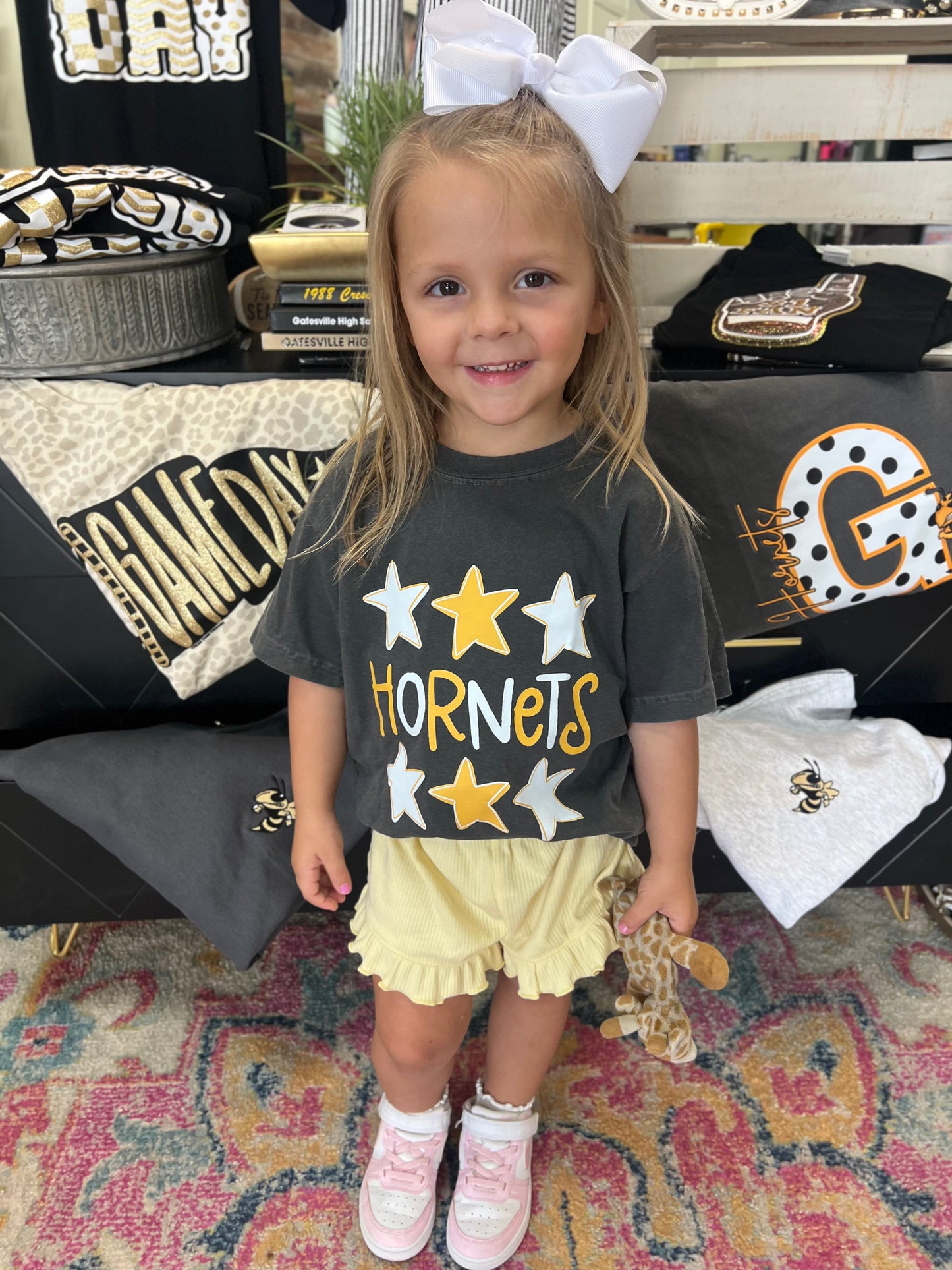 YOUTH Hornets Star Comfort Colors Tee