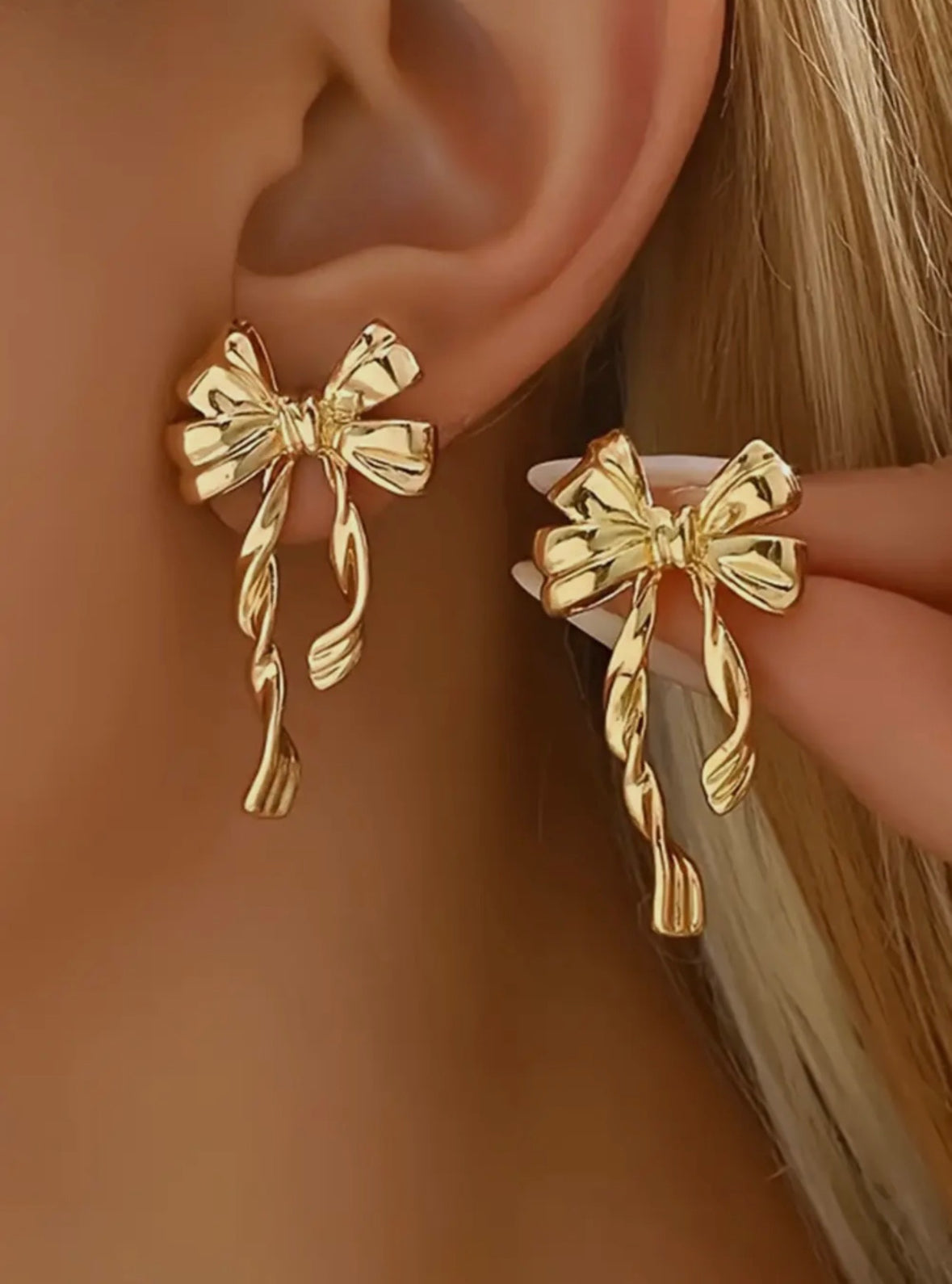 Ribbon Bow Gold earrings