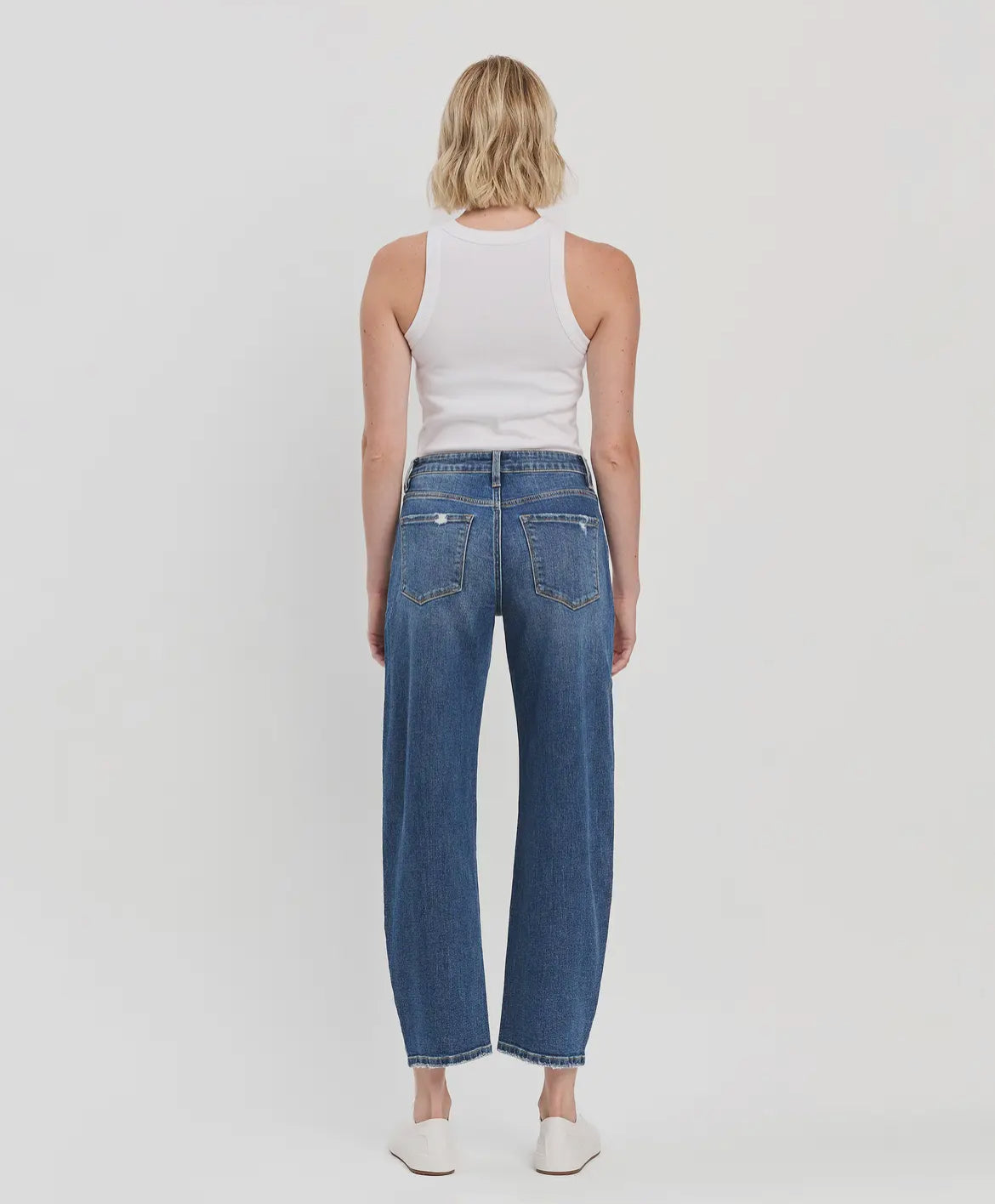 High rise ankle barrel jeans