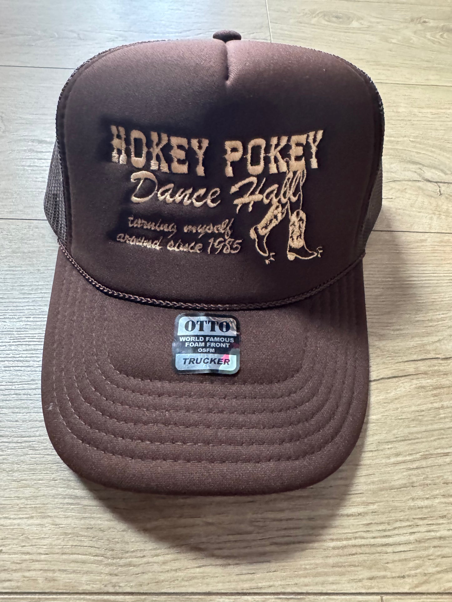 Trucker hat