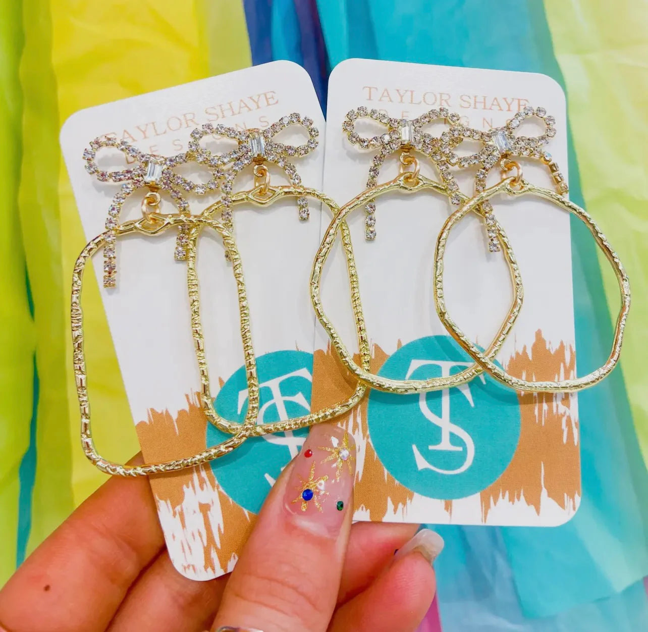 Taylor Shaye Gold Bow Earring Hoops