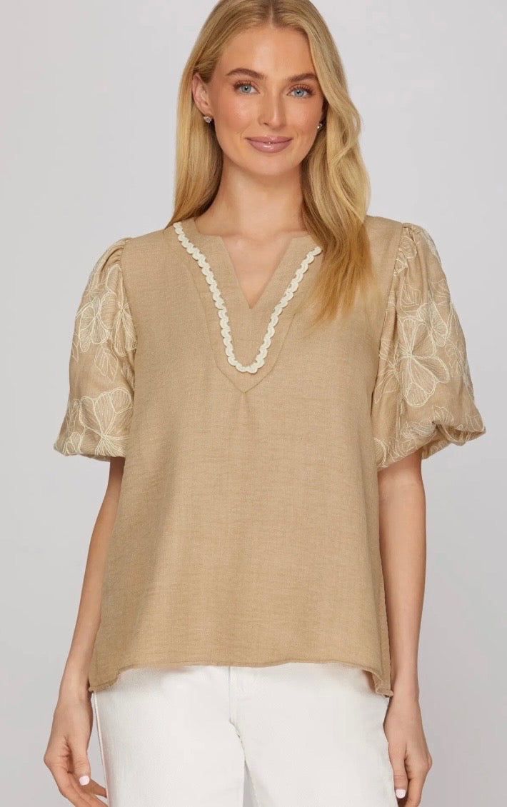 Embroidered Puff Sleeve Blouse