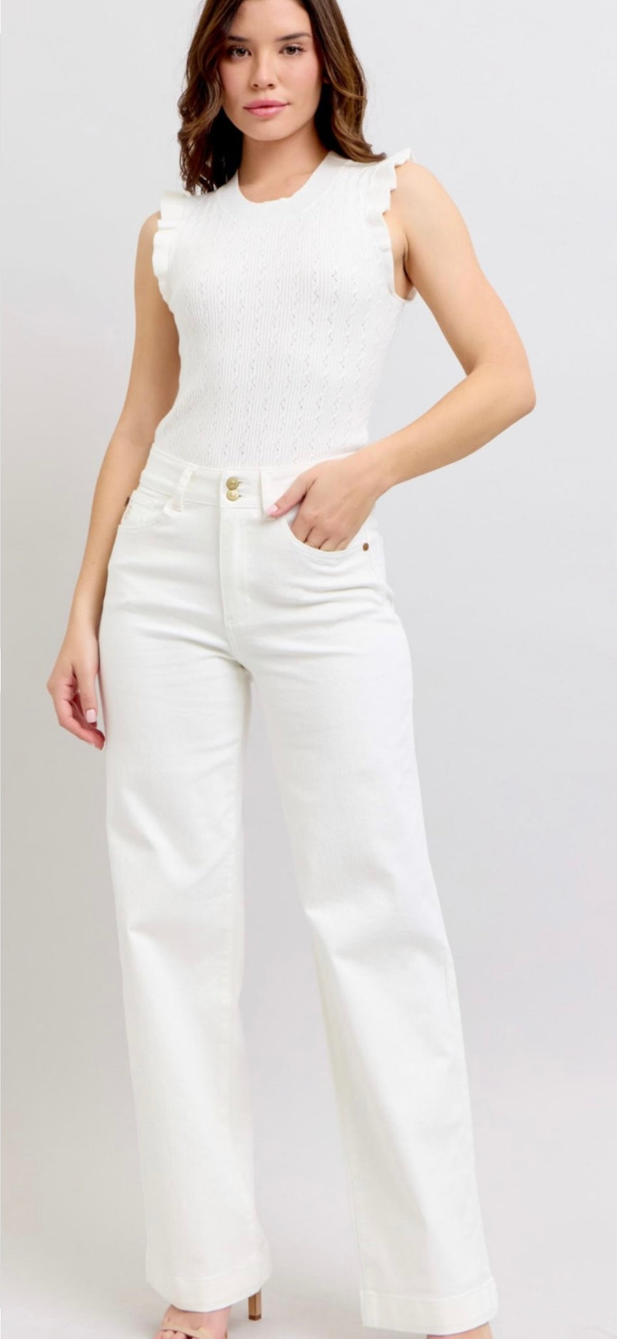 White double button wide leg bottoms