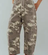 Camo Barrel Jeans