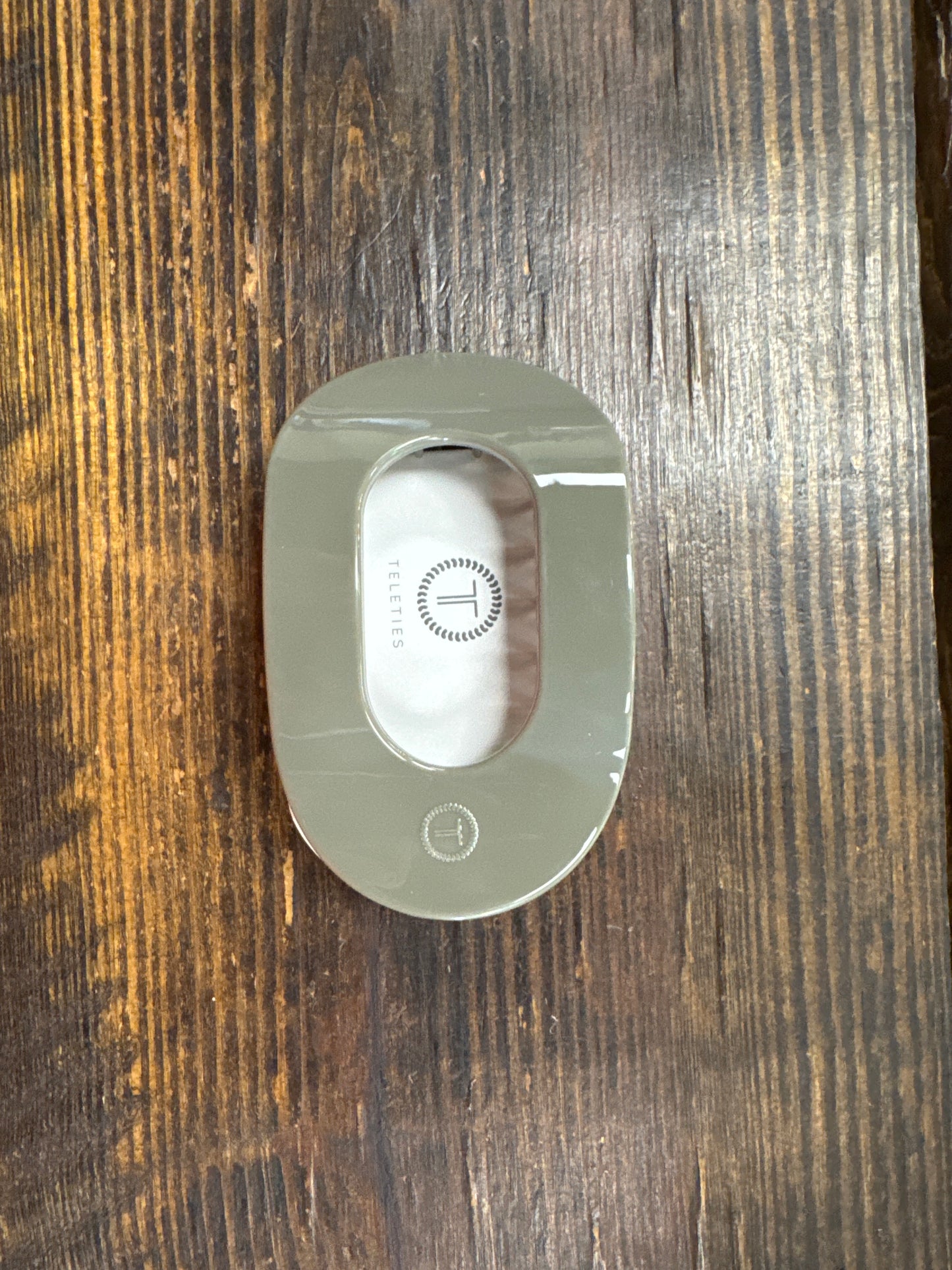 Green Teletie hair clip large rounded