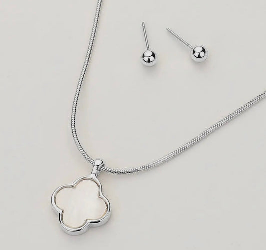 Silver Necklace with Silver Stud Earrings