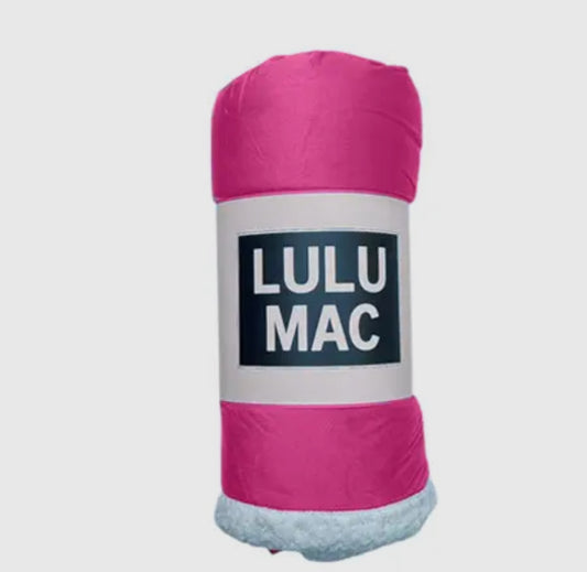 LULU MAC Cozy Blanket
