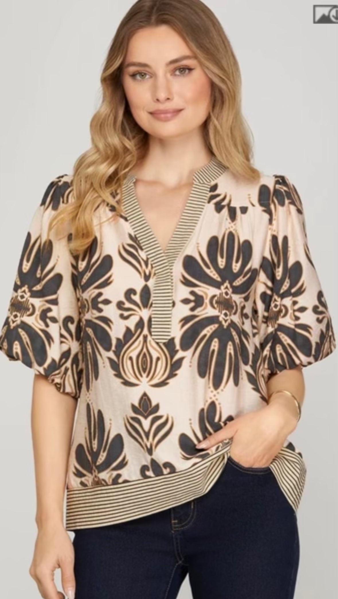 Charcoal/gold printed woven top