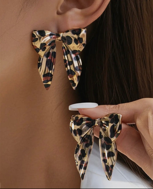 Leopard bow earrings