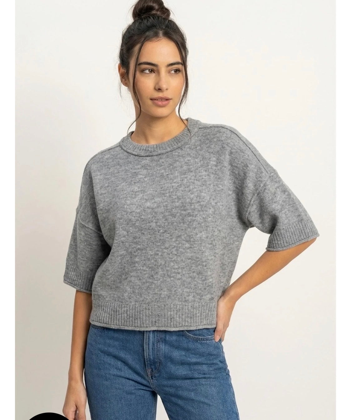 Seam Detailing Short Sleeve Knit Top