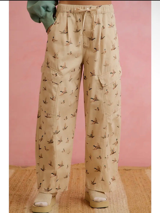 Barrel Pants with Cargo Pocket