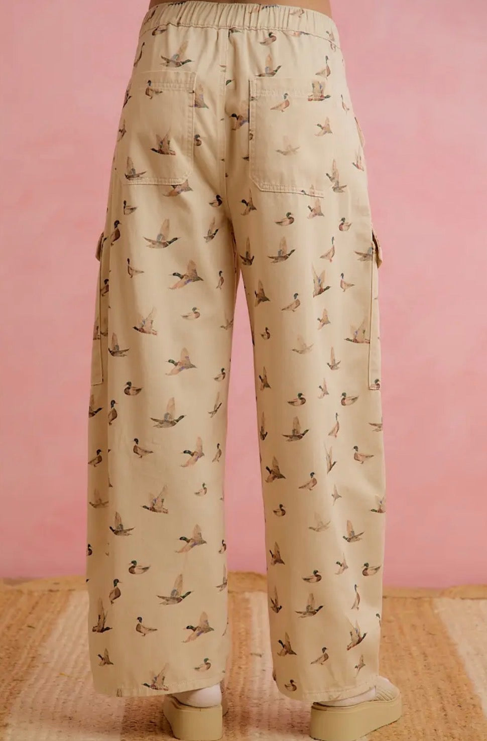 Barrel Pants with Cargo Pocket