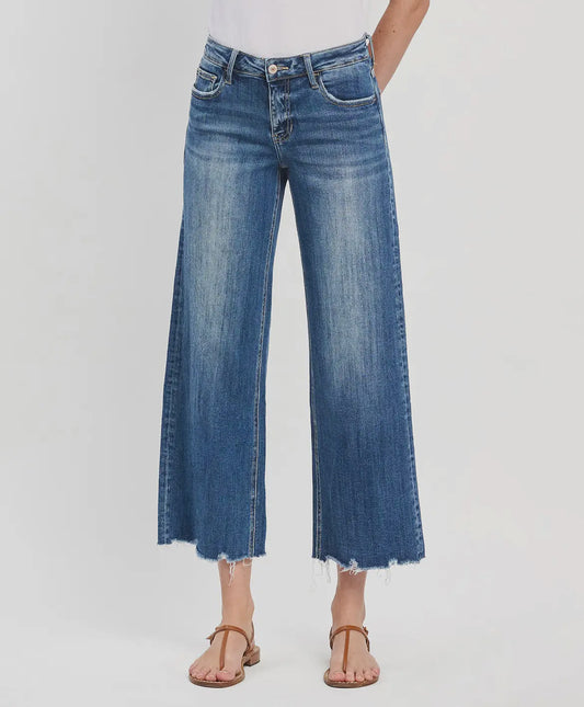 Dark Wash Cropped Capris
