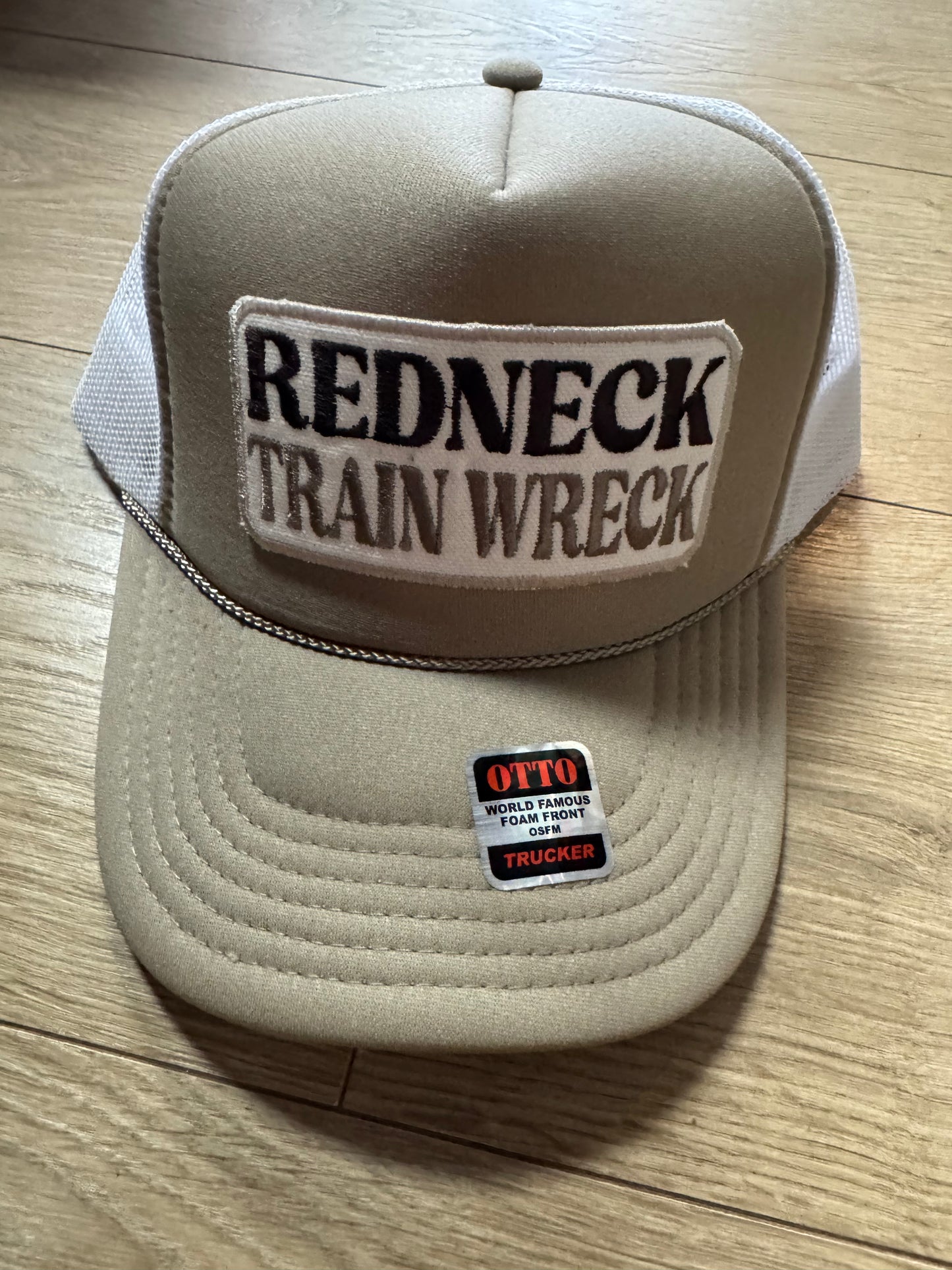 Trucker hat