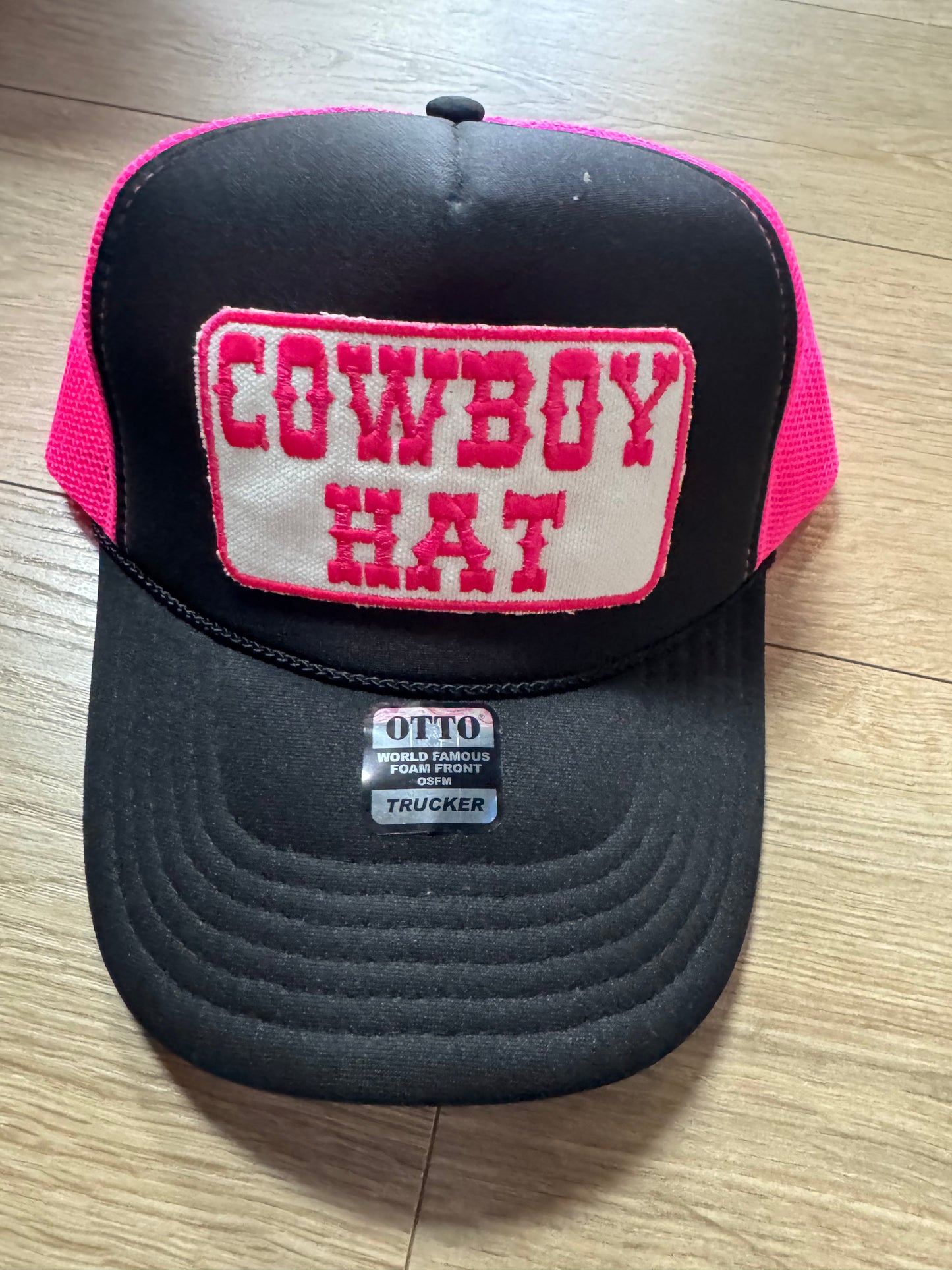Trucker hat