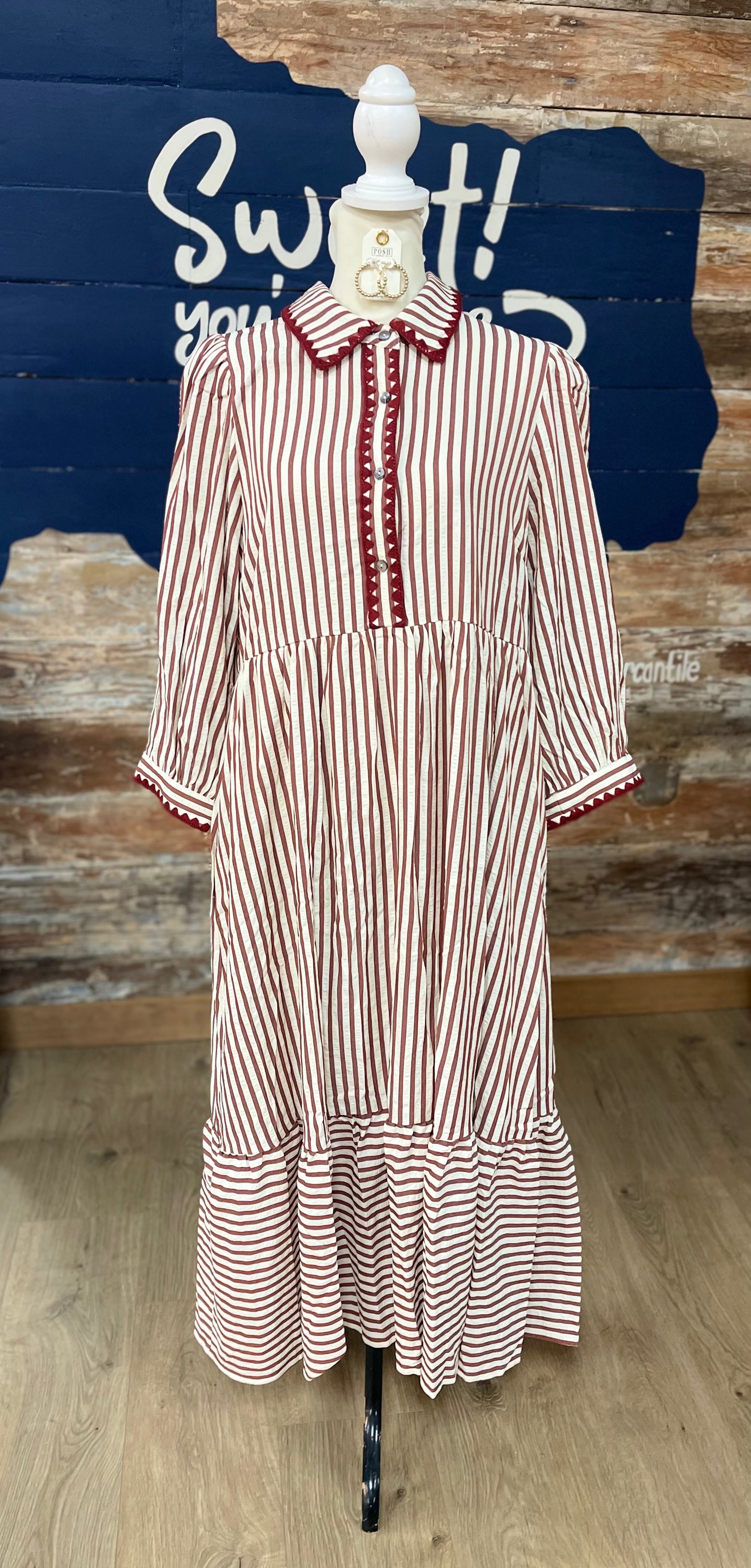 Striped sleeve midi dress