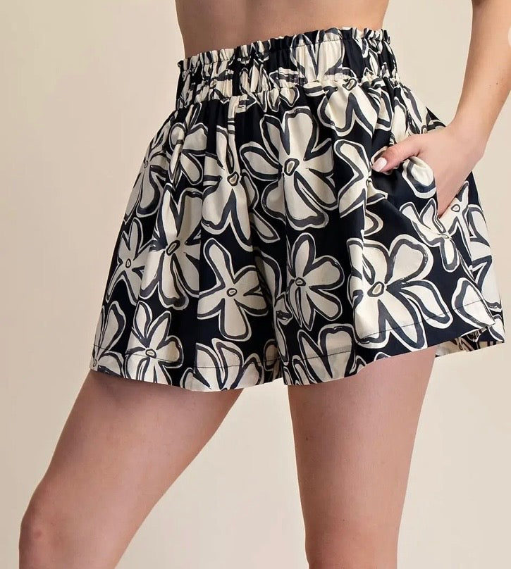 Floral Elastic Band Wide Shorts