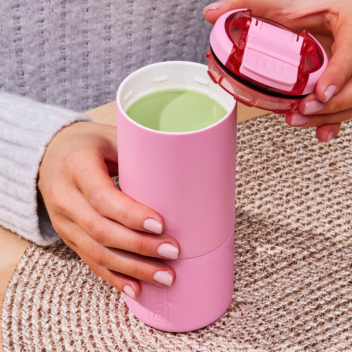 Brumate Strova 18 oz in Primrose